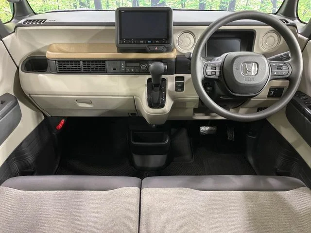 Honda N BOX 4WD ベースグレード photo 2
