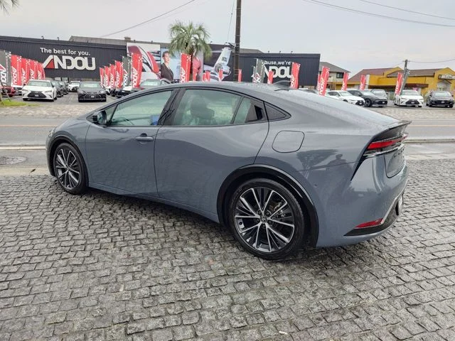 Toyota PRIUS Z photo 4