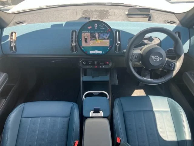 Bmw MINI COUNTRYMAN D photo 2