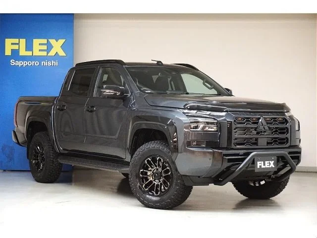 Mitsubishi TRITON GSR photo 4