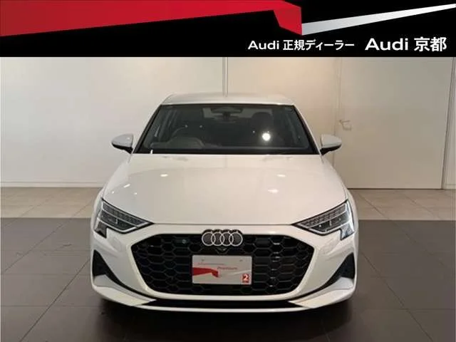 Audi AUDI A3 Sedan 40　TFSI　クワトロ　アドバンスド photo 2