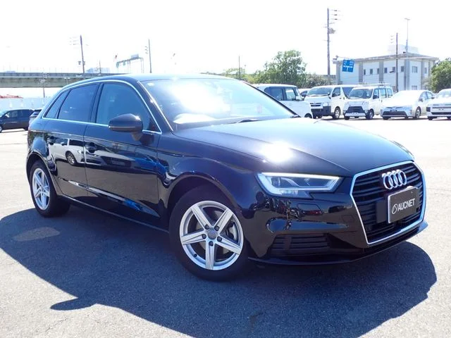 Audi AUDI A3 SPORTBACK 30　TFSI 2020