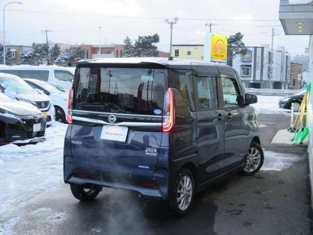 Nissan ROOX 4WD ハイウェイスターX　プロパイロットEd photo 3