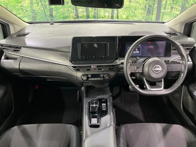 Nissan NOTE 4WD X　FOUR photo 2