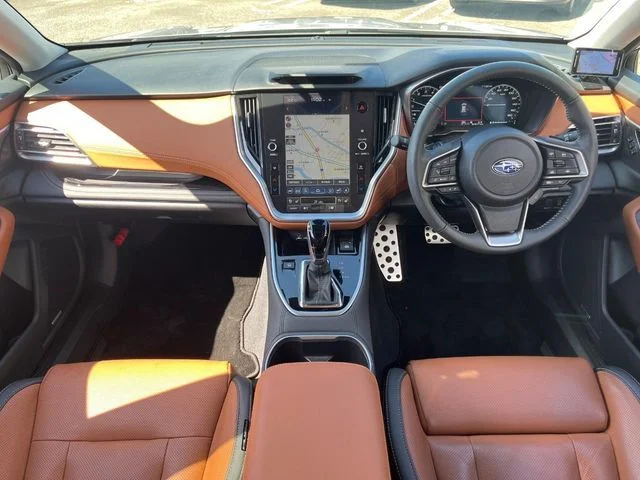 Subaru LEGACY OUTBACK リミテッド　EX photo 2