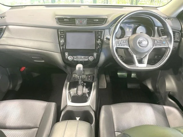 Nissan X-TRAIL 4WD 20Xi photo 2