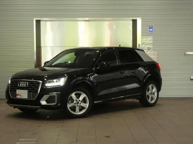 Audi AUDI Q2 35　TDI　スポーツ 2021