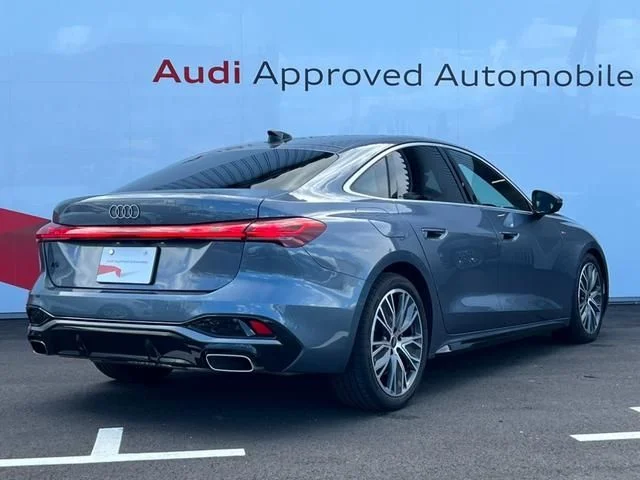 Audi AUDI A5 Sedan TFSI　Sライン photo 3