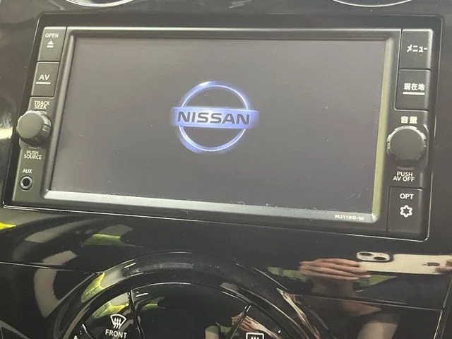 Nissan NOTE e−POWER　X　Vセレクション photo 3