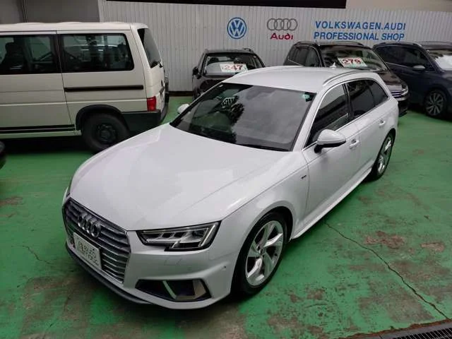 Audi AUDI A4 AVANT 40　TFSI　マイスターシュトュック photo 4