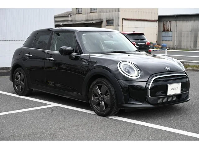 Bmw MINI COOPER 5DOOR ベースグレード photo 2