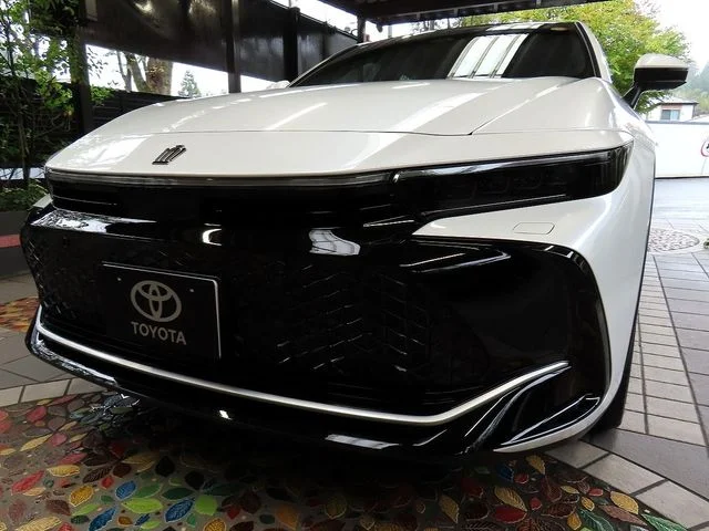 Toyota CROWN CROSSOVER RS　アドバンスドE−Four 2025