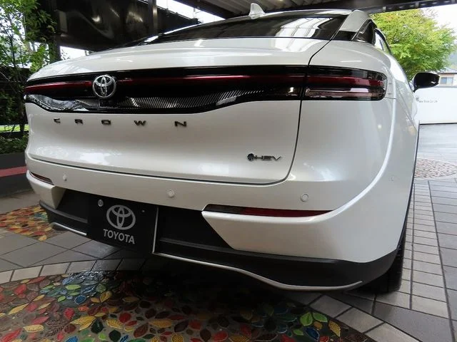 Toyota CROWN CROSSOVER RS　アドバンスドE−Four photo 2