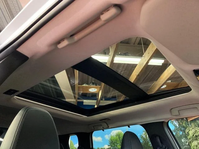 Mitsubishi OUTLANDER PHEV P photo 3