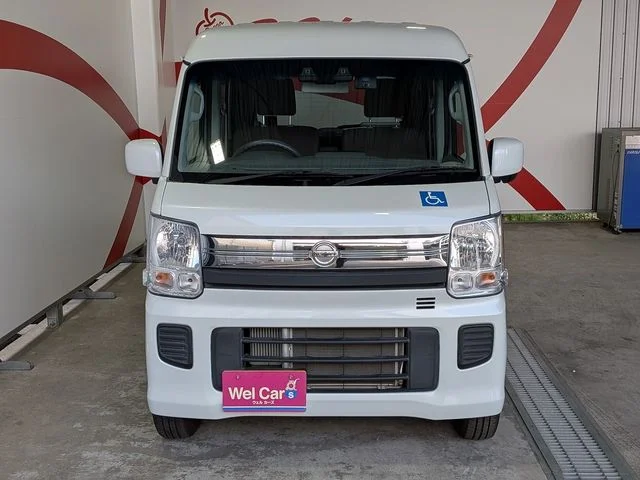 Nissan NV100 CLIPPER RIO 4WD チェアキャブ車いす移動車　4WD photo 3