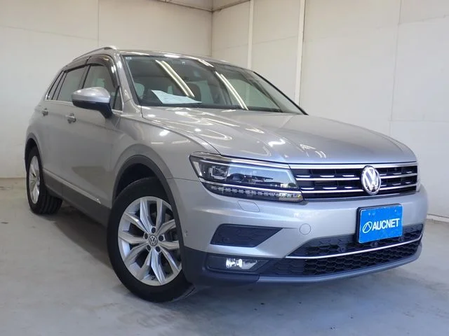 Volkswagen VOLKSWAGEN TIGUAN TSI　ハイライン 2019