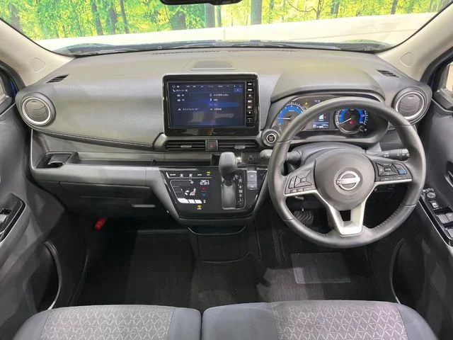 Nissan DAYZ ハイウェイスターX　プロパイロットEd photo 2