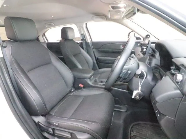 Honda VEZEL e:HEV Z photo 4