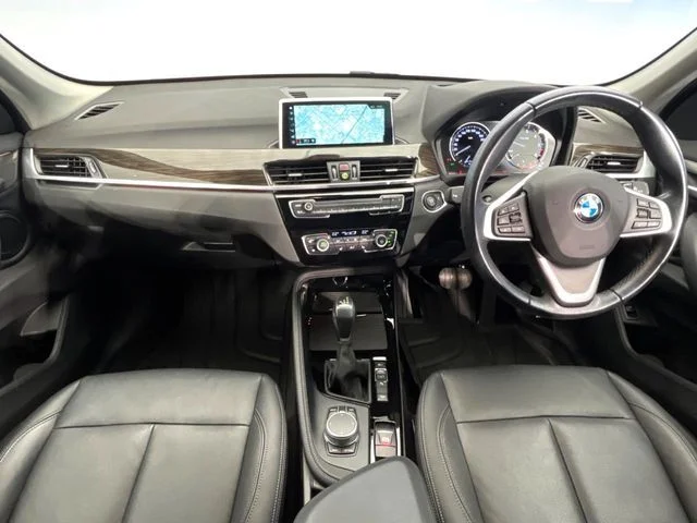 Bmw BMW X1 xDrive18d　xライン photo 2