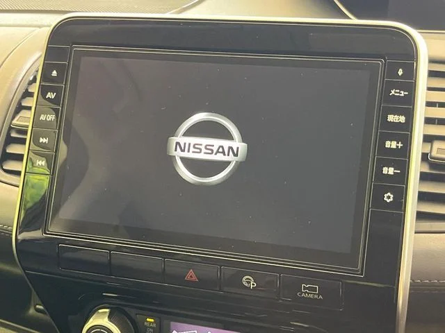 Nissan SERENA S-HYBRID ハイウェイスター　V photo 4