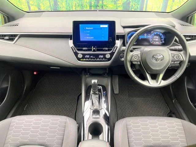 Toyota COROLLA SPORT HYBRID ハイブリッド　G　Z photo 2