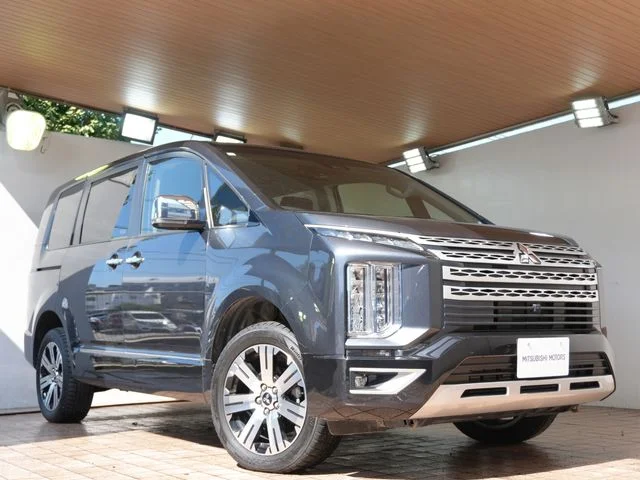 Mitsubishi DELICA D:5 4WD P 2024