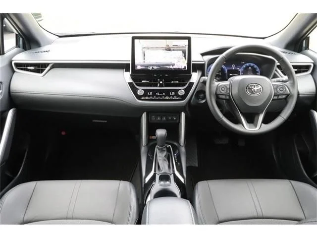 Toyota COROLLA CROSS HYBRID Z photo 2