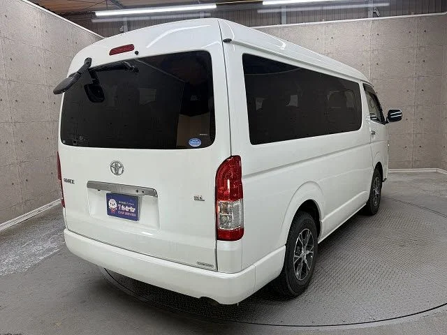 Toyota HIACE wagon ワイド　GL　ロング　ミドルルーフ photo 2