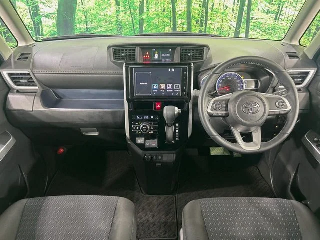 Toyota ROOMY カスタムG photo 2