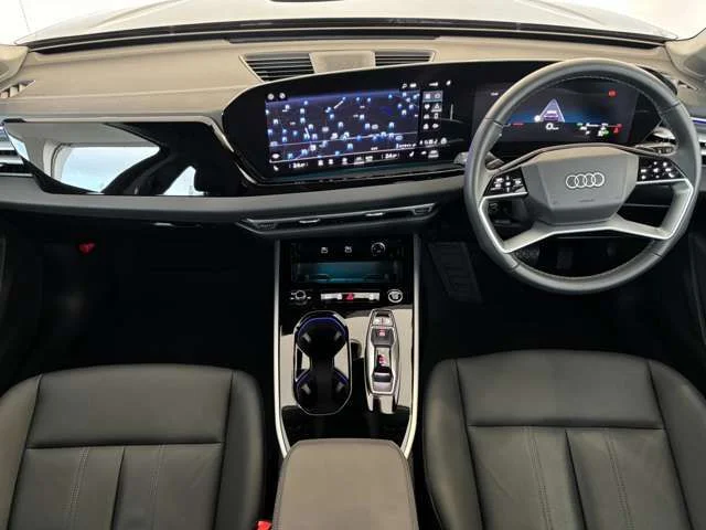 Audi AUDI A5 AVANT TFSI photo 2