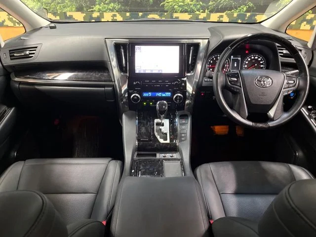 Toyota VELLFIRE Z　Gエディション photo 2