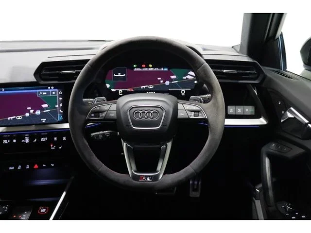 Audi AUDI RS3 SPORTBACK ベースグレード photo 3