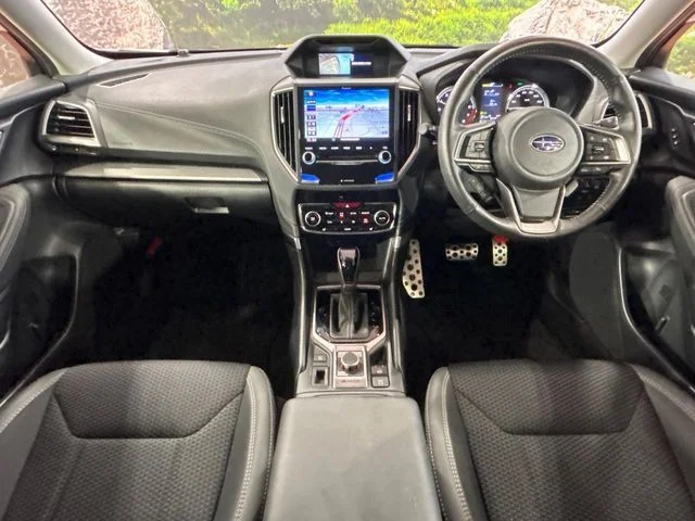 Subaru FORESTER アドバンス photo 2