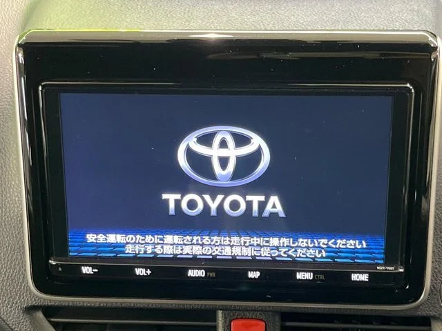 Toyota NOAH HYBRID G photo 3