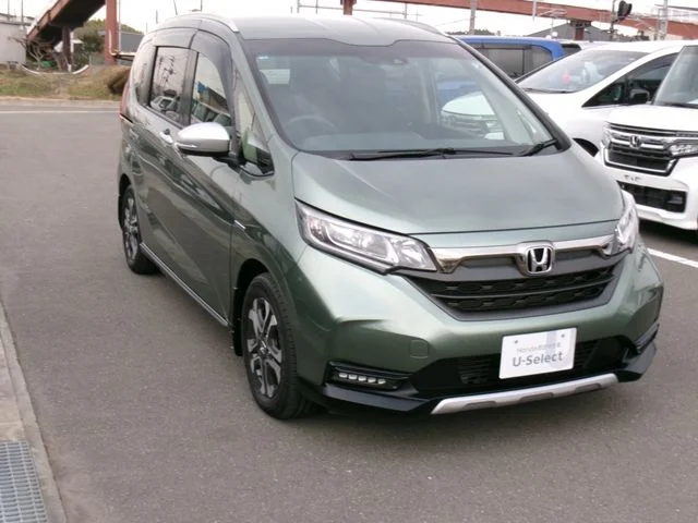 Honda FREED HYBRID クロスター　ホンダセンシング photo 3