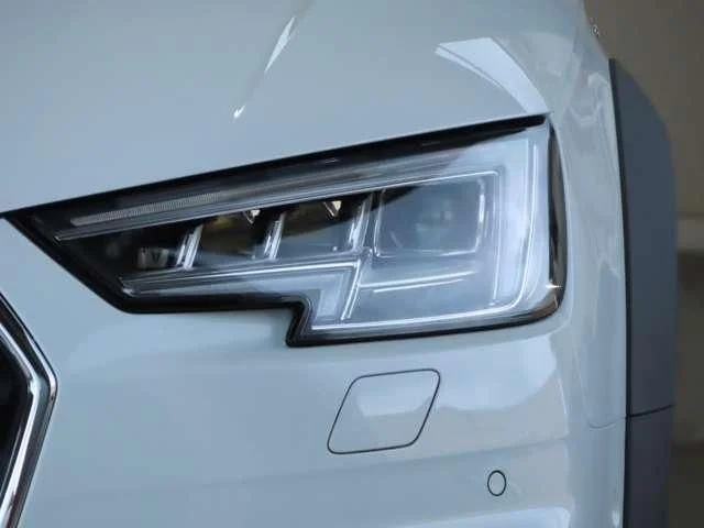 Audi AUDI A4 ALL ROAD QUATTRO ベースグレード photo 4