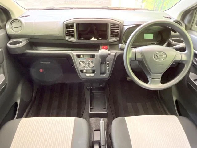 Daihatsu MIRA e:S L　SA3 photo 2
