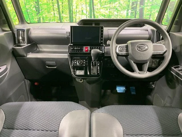Daihatsu TANTO CUSTOM X photo 2