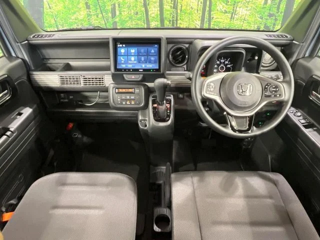 Honda N-VAN 4WD ファン　ターボ photo 2