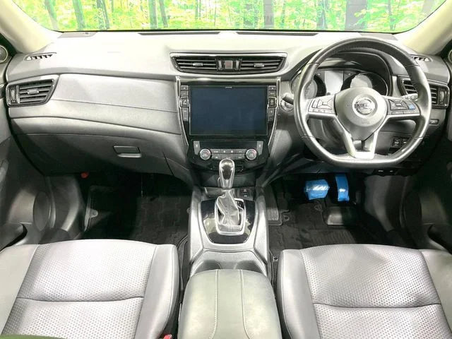 Nissan X-TRAIL 4WD 20Xi　Vセレクション photo 2