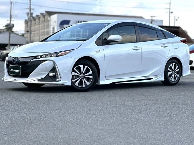 Toyota PRIUS PHV S　ナビパッケージ 2020