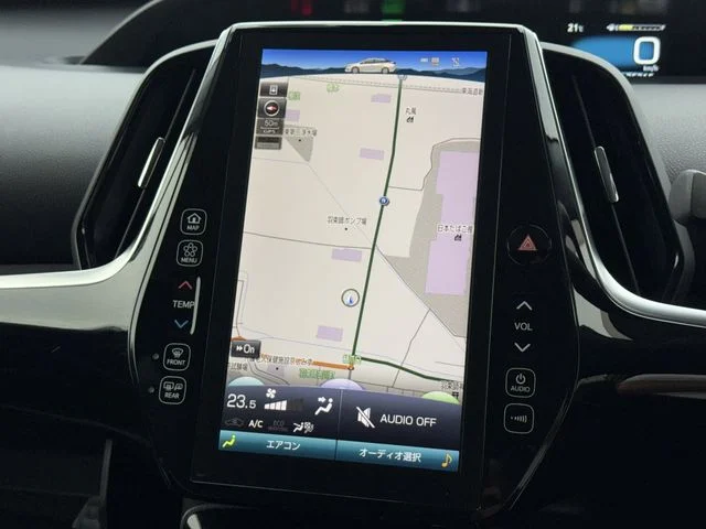 Toyota PRIUS PHV S　ナビパッケージ photo 4