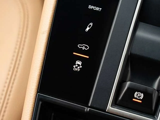 Porsche PORSCHE Macan スポーツクロノパッケージ　エアサス photo 4