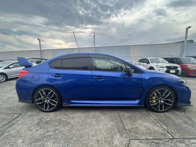 Subaru WRX STI STi　タイプS photo 2