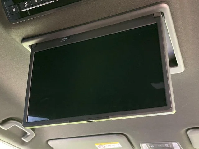 Toyota VOXY HYBRID S−Z photo 3