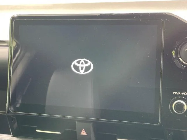 Toyota VOXY HYBRID S−Z photo 4