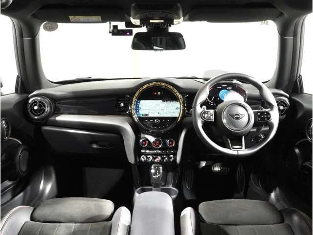 Bmw MINI ジョンクーパーワークス photo 3