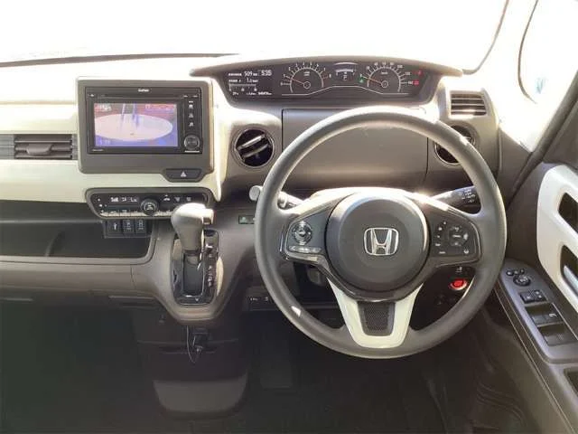 Honda N BOX L photo 2