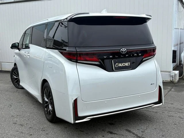 Toyota VELLFIRE HYBRID Z　プレミア photo 3