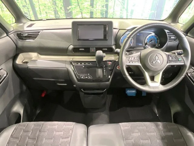Mitsubishi DELICA MINI T　プレミアム　リミテッドエディション photo 2